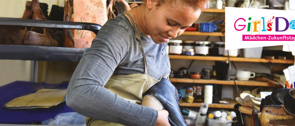 Am Girls' Day können sich auch Handwerksbetriebe beteiligen, die in technischen Berufen ausbilden, und so gezielt Schülerinnen ansprechen. Am Girls' Day können sich auch Handwerksbetriebe beteiligen, die in technischen Berufen ausbilden, und so gezielt Schülerinnen ansprechen.