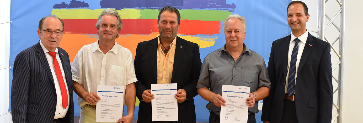 Neue Sachverständige - August 2018 Neue Sachverständige