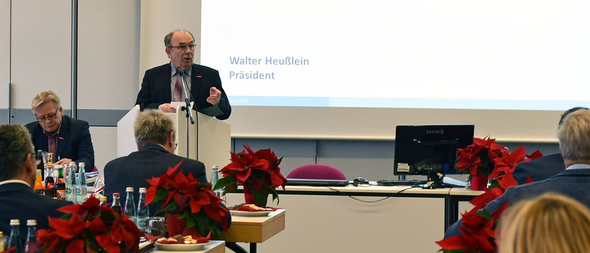 Walter Heußlein, Präsident der Handwerkskammer für Unterfranken, vor der 123. Vollversammlung in Würzburg. Walter Heußlein, Präsident der Handwerkskammer für Unterfranken, vor der 123. Vollversammlung in Würzburg.